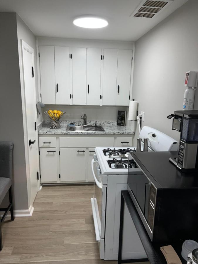 شقة Cozy Studio Centrally Located وسترفيل المظهر الخارجي الصورة
